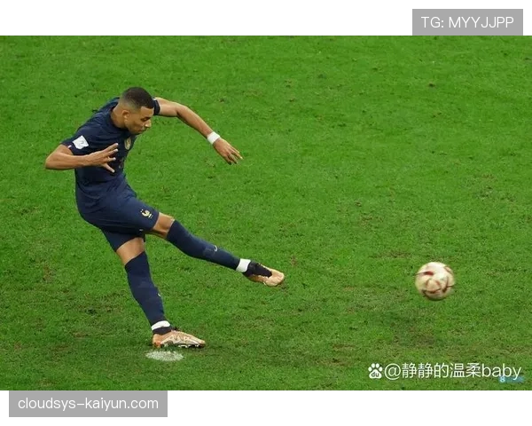 姆巴佩接受专访：谈论欧冠雄心与在巴黎的未来